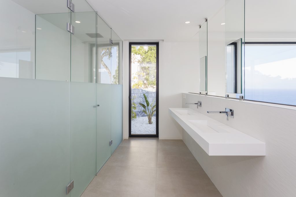 puertas para spa en Alicante con Pascual Cuenca